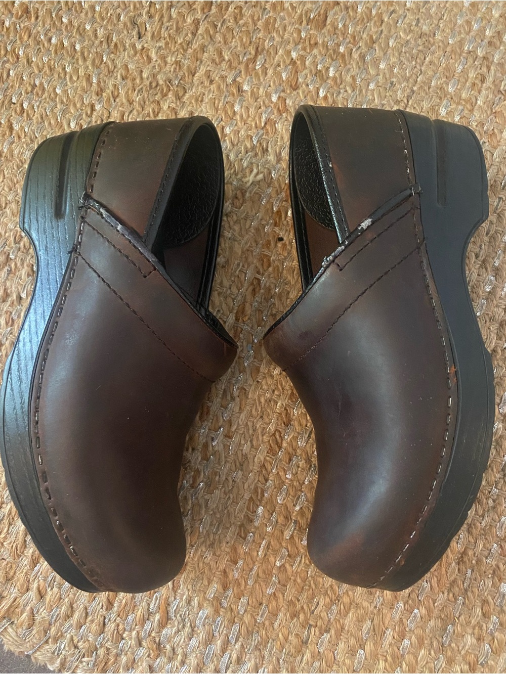 Dansko Professional Oiled Leather Clogs Antique Brown 37 Narrow US 6.5-7 Career - Picture 2 of 11